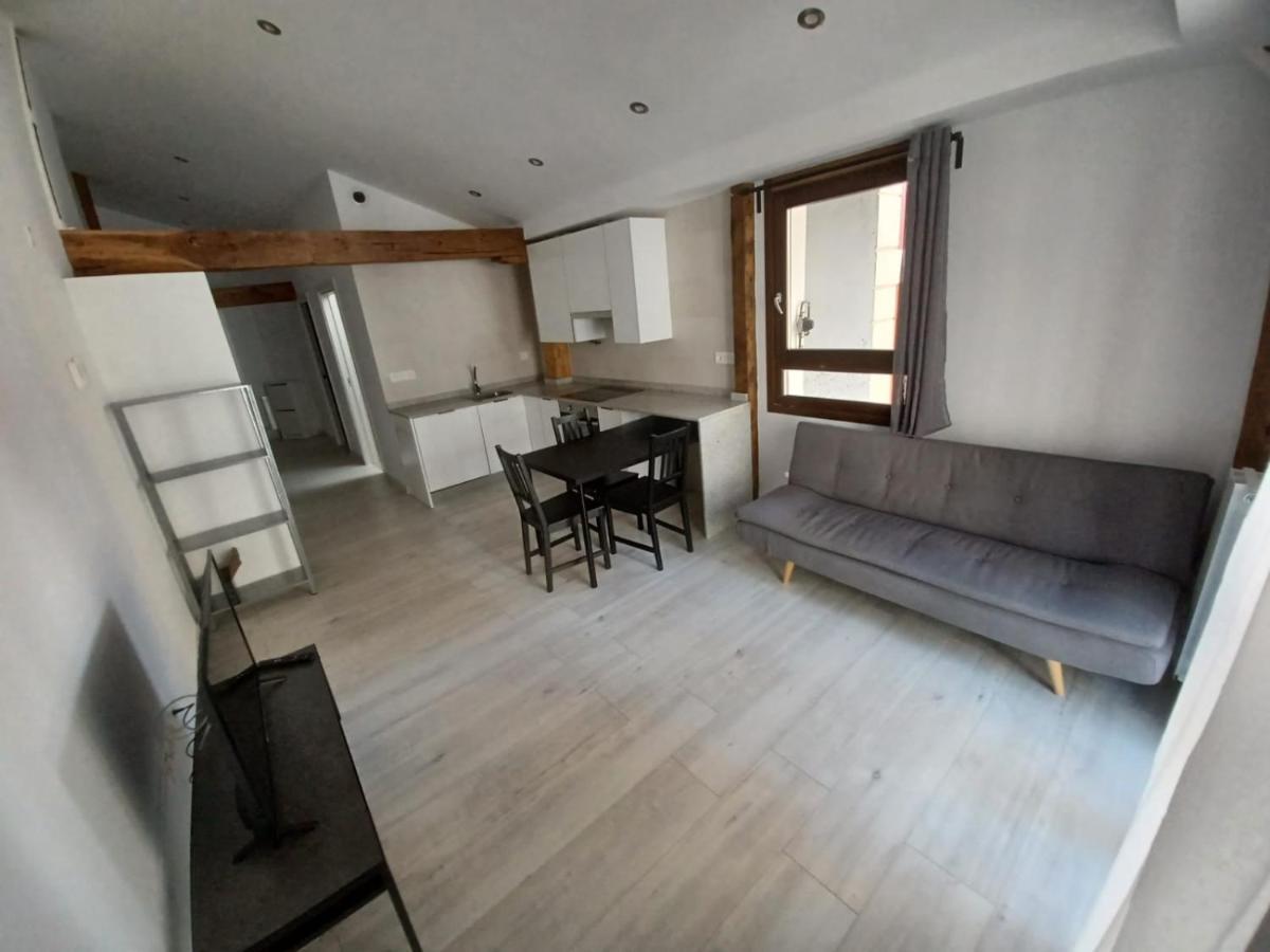 Apartamento en el Casco Histórico de Plencia Exterior foto